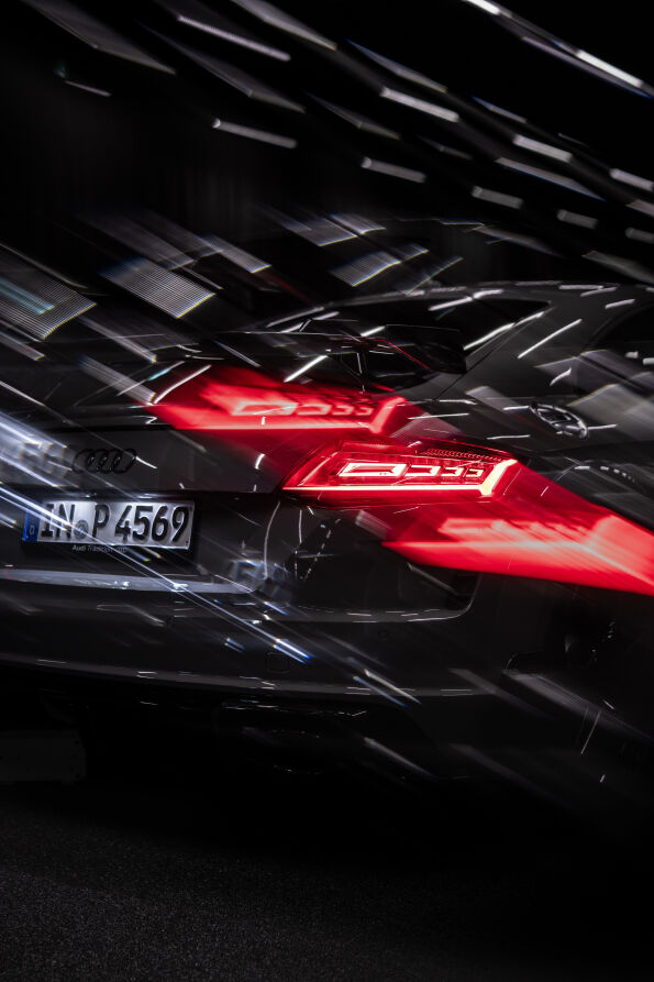 Tecnología de iluminación OLED digital presentada por Audi