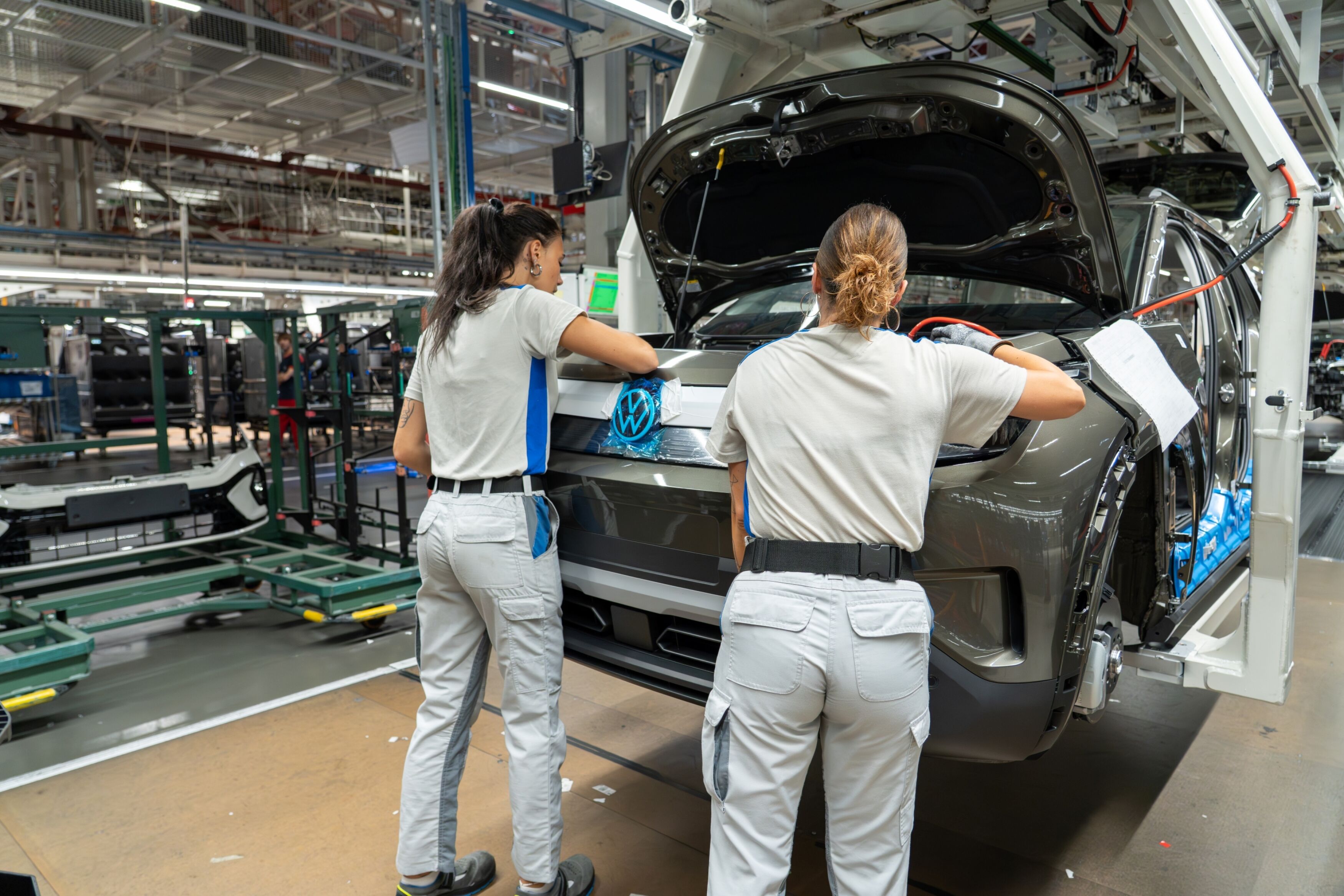 Volkswagen Navarra inicia la producción del ID. Cross, su primer eléctrico de la marca Volkswagen