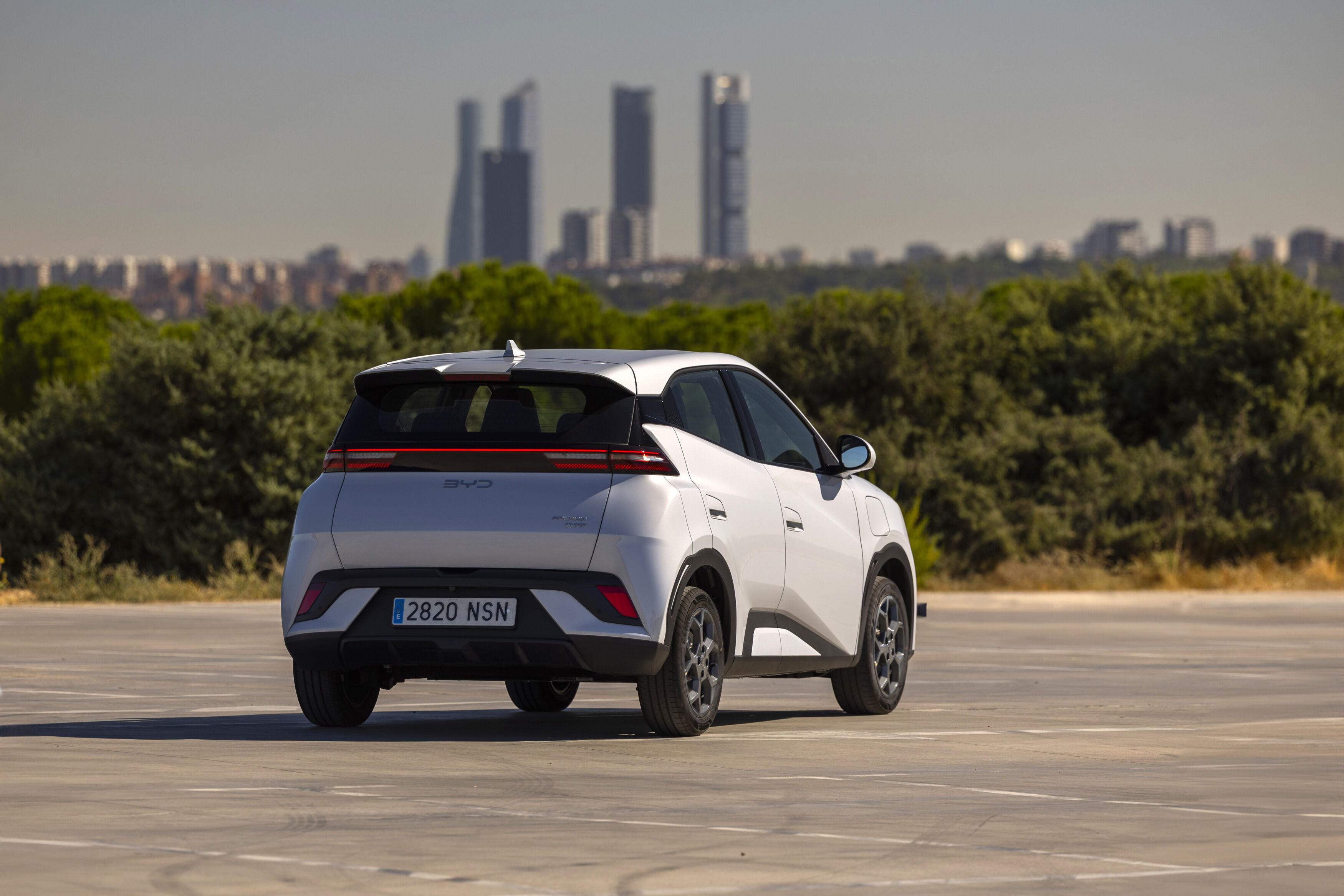 BYD Dolphin Surf evoluciona con más tecnología, flexibilidad y 5 plazas